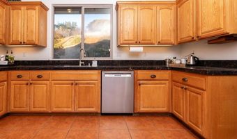 865 Midway Dr, Alpine, CA 91901