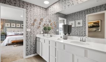 1040 Waterford St, Algonquin, IL 60102