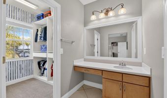 5536 LUMINAR POINTE Ln, Apollo Beach, FL 33572
