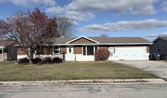1517 NAVARINO St, Algoma, WI 54201