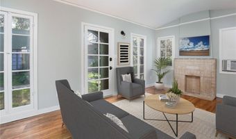 453 E Sacramento St, Altadena, CA 91001