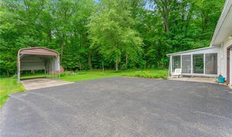 236 Charlestown Pl, Austintown, OH 44515