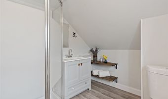 11 R St SE, Auburn, WA 98002