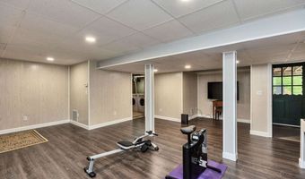 66 Cambridge Rd, Bedford, NH 03110