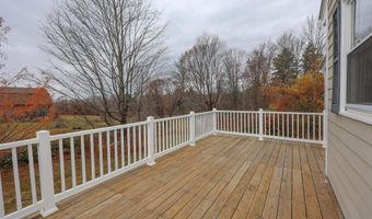 377 High St, Candia, NH 03034