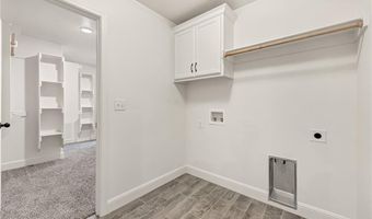 6108 NW Silas St, Bentonville, AR 72713