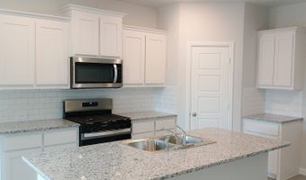 525 PENDLETON Ave, Keene, TX 76059