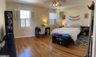 1201 S BARTON St 179, Arlington, VA 22204