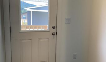 1 Corral Ln #38, Ashland, OR 97520