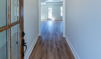 725 Waterford Way, Ashford, AL 36312