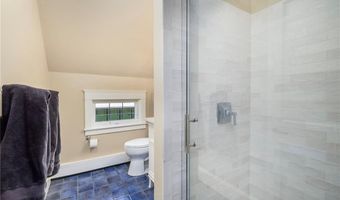 68 Sachuest Way, Middletown, RI 02842