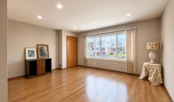 185 W 3RD St 1, Bayonne, NJ 07002