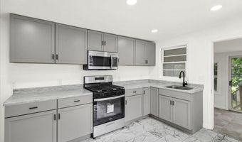 105 GIBRALTAR Rd, Reading, PA 19606