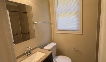 312 SE 34TH St SE 1, Washington, DC 20019