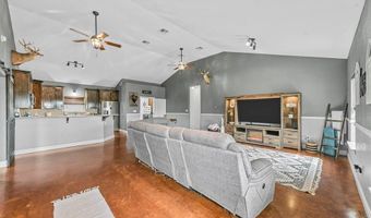 125 Odel Dr, Weatherford, TX 76085