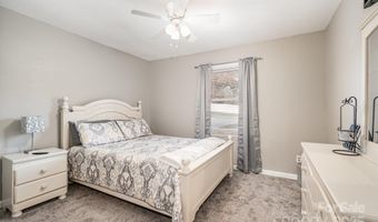 201 Rivermeade Dr, Archdale, NC 27263