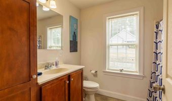 28 Palmetto Ln, Laconia, NH 03246