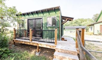30 Fishing Creek Ln, Absarokee, MT 59001