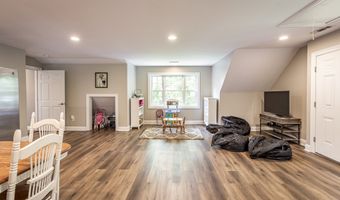 112 John Hand Dr, Coventry, CT 06238