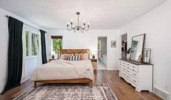 144 Pettis Ave SE, Ada, MI 49301