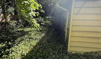 247 Tiller Ave, Beachwood, NJ 08722