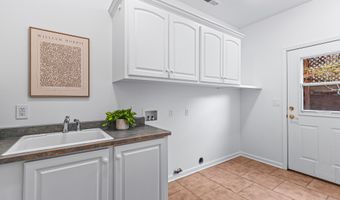 517 Lakota Way, Ashland, OR 97520