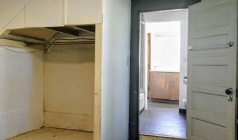 215 N H St, Albion, WA 99163