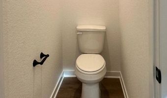 182 Peeps Ct, Adkins, TX 78101