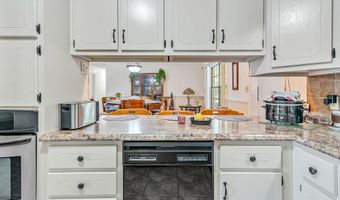 1401 Greenwood Rd, Baker, FL 32531