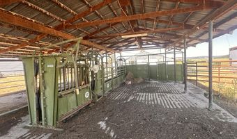7122 E Langell Valley Rd, Bonanza, OR 97623