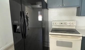 812 S Greenleaf Ln, Avondale, AZ 85323
