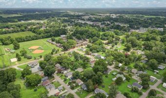 810 Sanders St, Athens, AL 35611