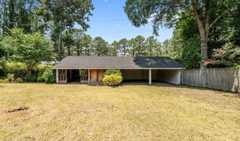805 N Chestnut St, Aberdeen, NC 28315