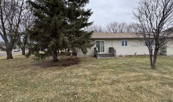 1502 Northview Ln, Aberdeen, SD 57401