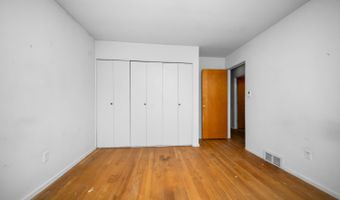 2125 Needham Rd, Ann Arbor, MI 48104