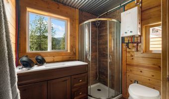 595 Snowcat Ln, Bonners Ferry, ID 83805