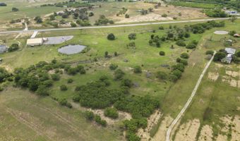 1764 E LOOP 1604 S, Adkins, TX 78101