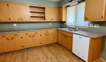 1107 4Th Ave, Ackley, IA 50601