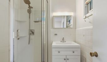 1454 ROXANNA Rd NW, Washington, DC 20012