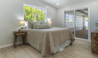 2330 Ahakapu St, Pearl City, HI 96782