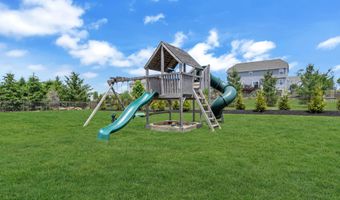 20 Gina Dr, Allentown, NJ 08501