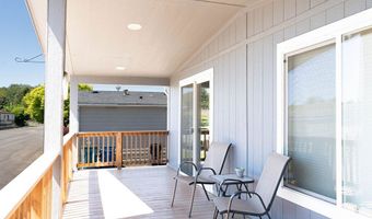 300 SW 7TH Ave 102, Battle Ground, WA 98604