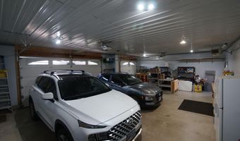 1127 NE 32nd Ave, Aberdeen, SD 57401