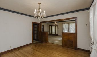 1147 State St, Augusta, KS 67010