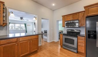10 Metropolitan Ave, Ashland, MA 01721