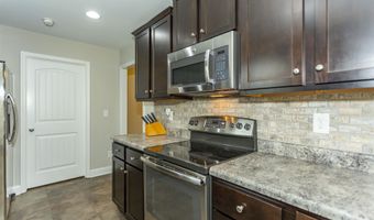 220 MAKENA Way, Alabaster, AL 35007