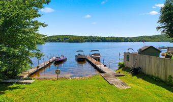 63 Lake Shore Dr, Barnstead, NH 03225
