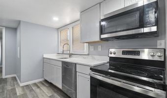 31 S KIRKWOOD St, Dover, DE 19904