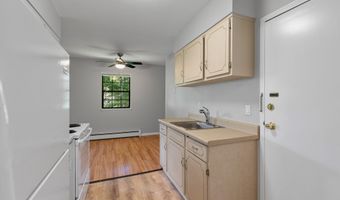 37 Enid St APT C, Bridgeport, CT 06606