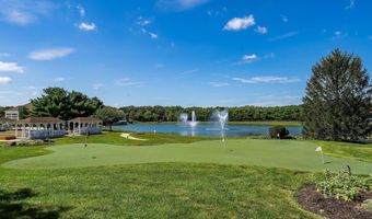 6 Swan Lake Ct, Barnegat, NJ 08005